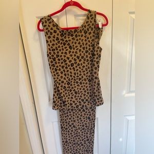 Ladies tank top and pants set